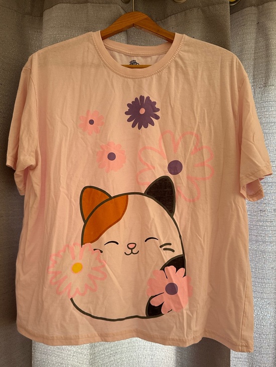 Squishmallows Tops - Ladies XL Squishmallows shirt - Cam the Cat